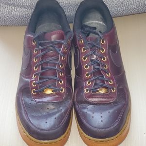 Nike Air Force One Low Top Brown Sz 8.5